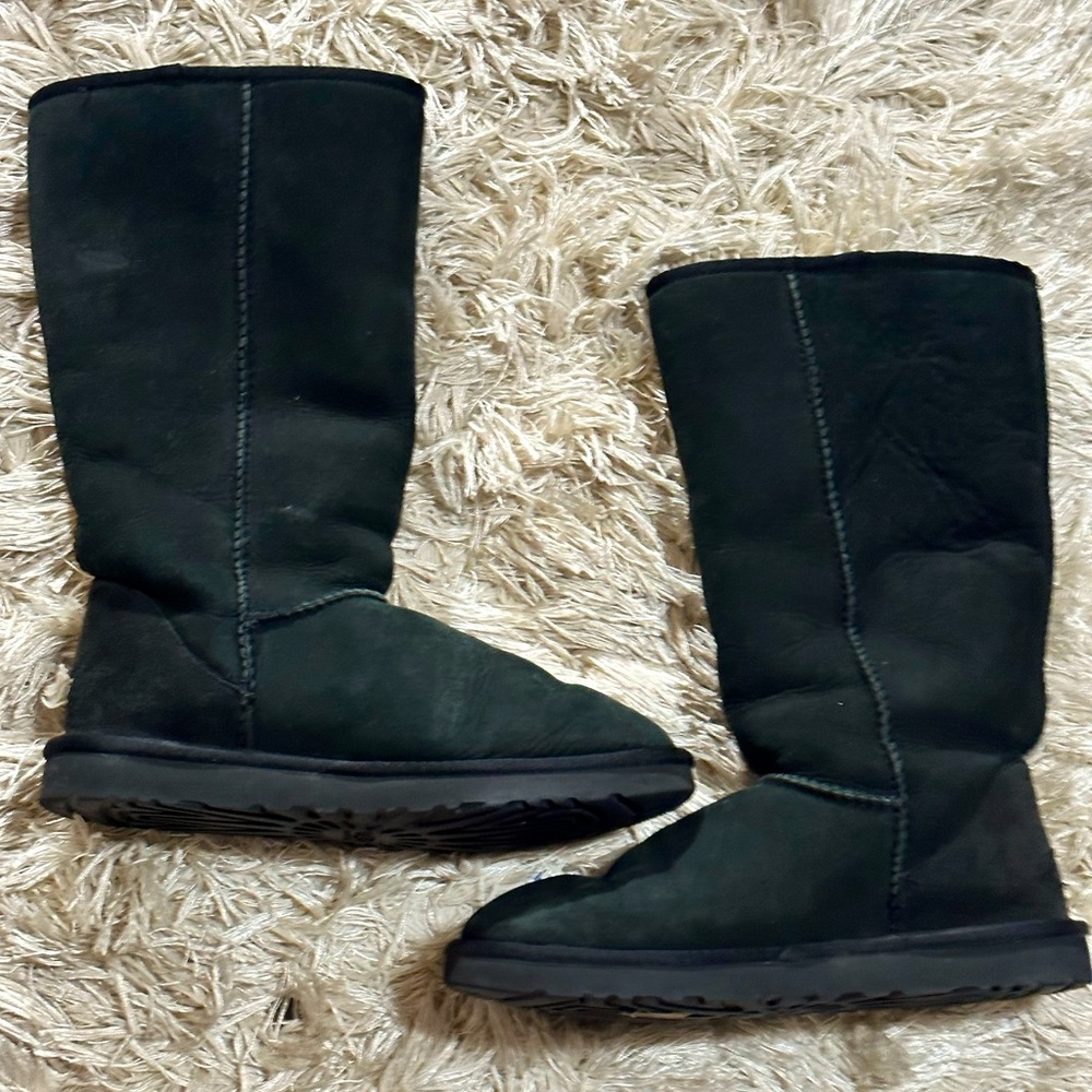 Tall ugg boots